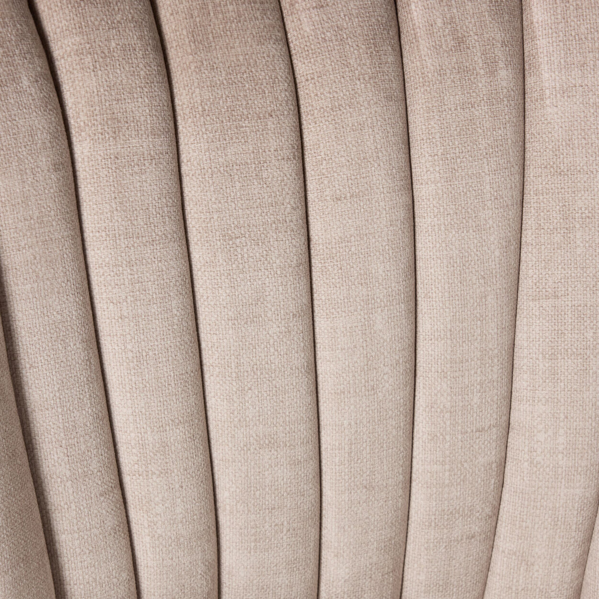 Bello Occasional Chair Aura Pecan